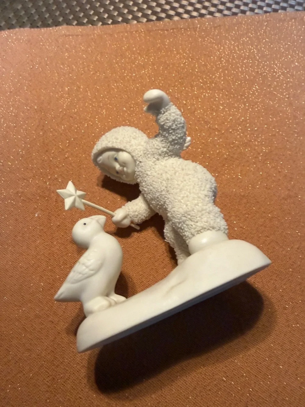 Department 56 Snowbabies White   Figurine with Bird (2000) “Dreams Do Come True”